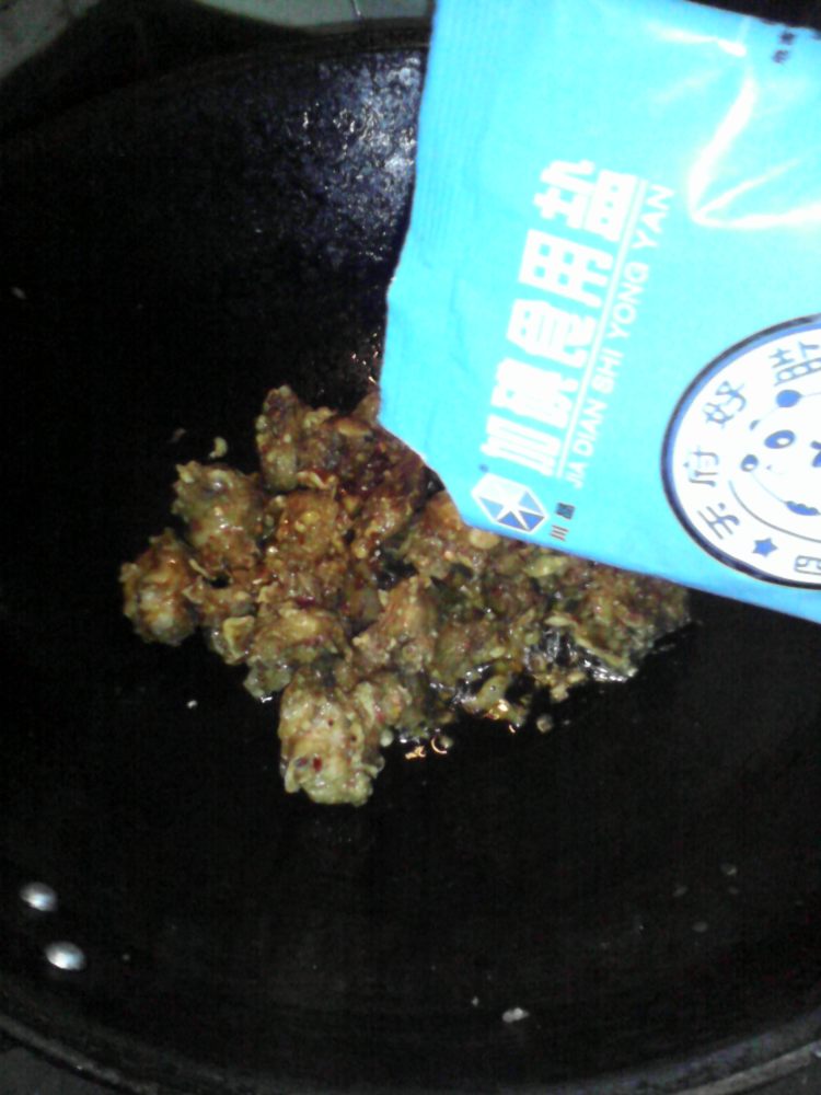 西红柿黄焖鸡块步骤12