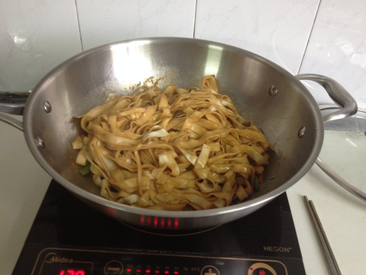 豆角鸡丝焖面步骤9
