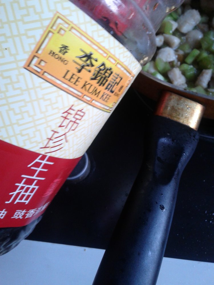 黄瓜炒鸡丁步骤6