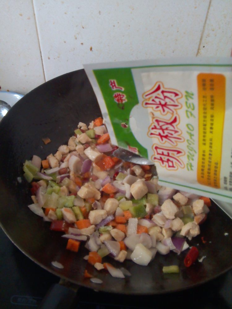 鸡肉炒时蔬步骤5