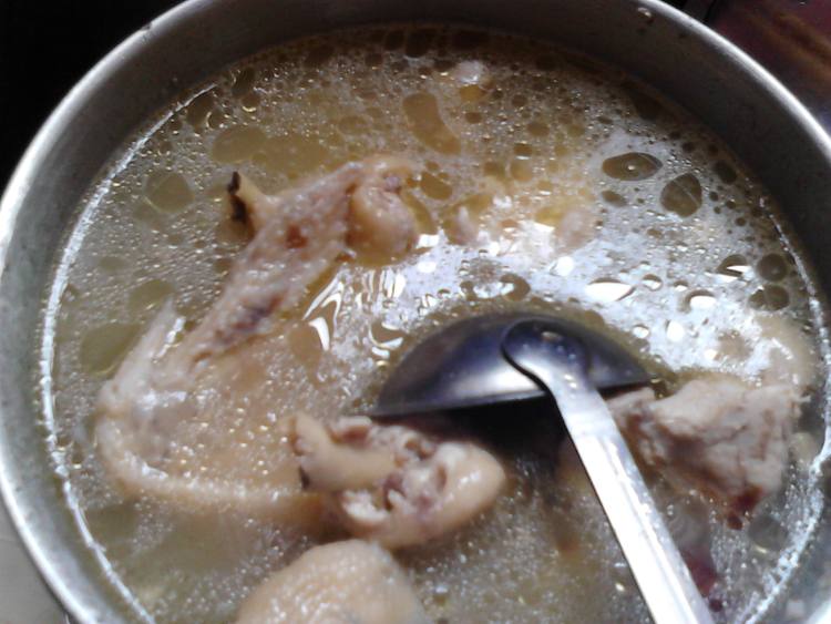 茶树菇鸡汤步骤4