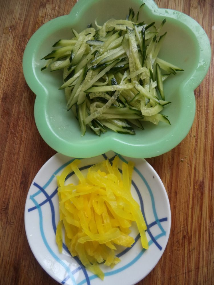 私房炸酱面步骤5