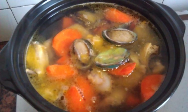 鲜鲍鸡汤步骤7