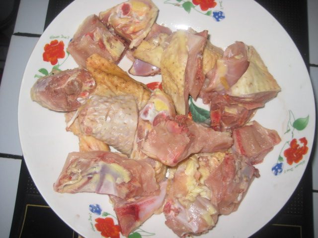小鸡蘑菇大炖菜步骤2