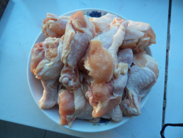 鸡肉炖红蘑步骤5