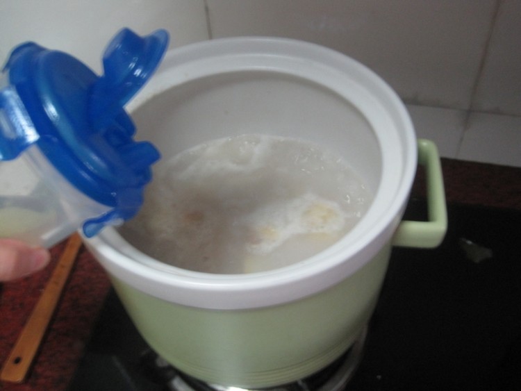 淮山鸡粥步骤7