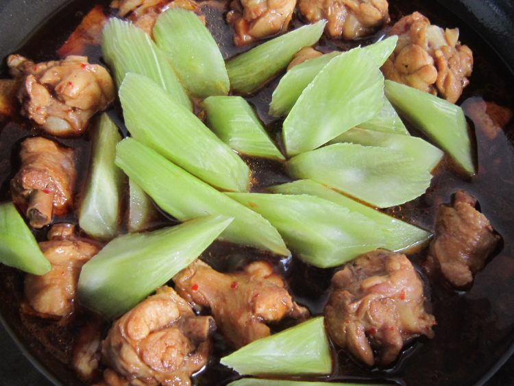 莴笋鸡块步骤11