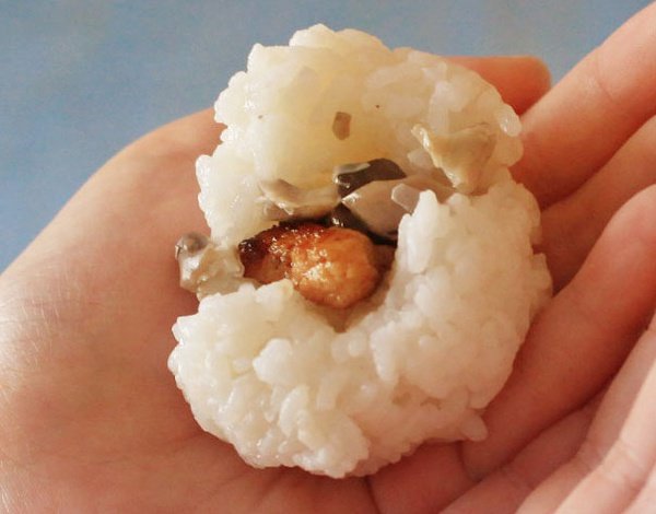 香鸡饭团步骤16