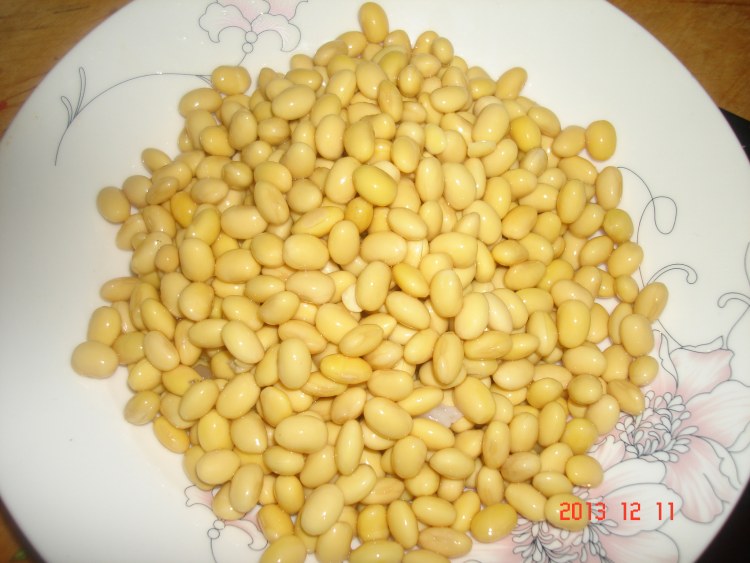 鸡肉炒黄豆步骤4