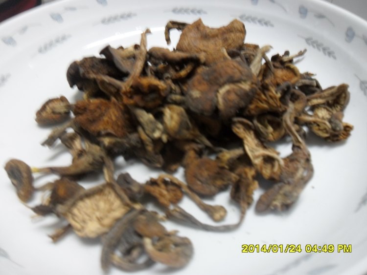 小鸡炖榛蘑步骤4