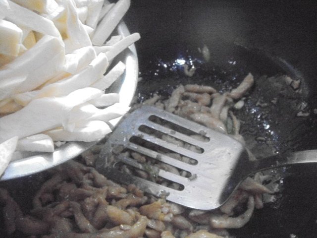 鸡肉杏鲍菇步骤6