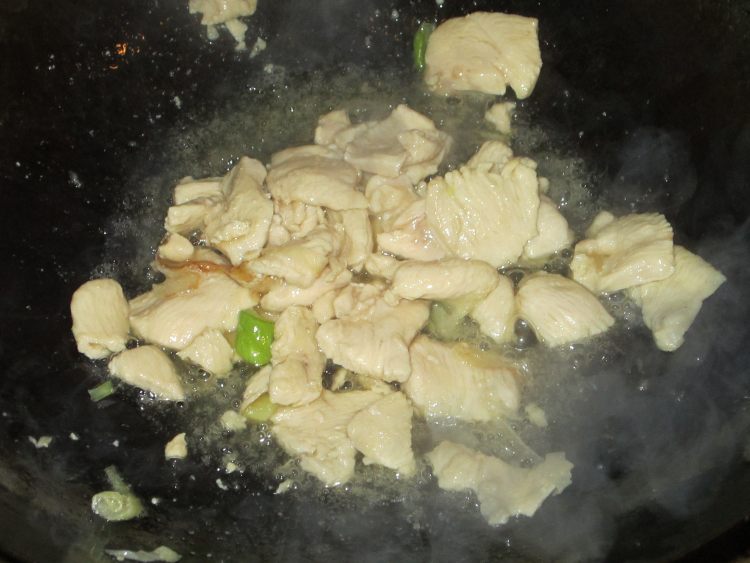 蚝油青菜鸡片步骤4