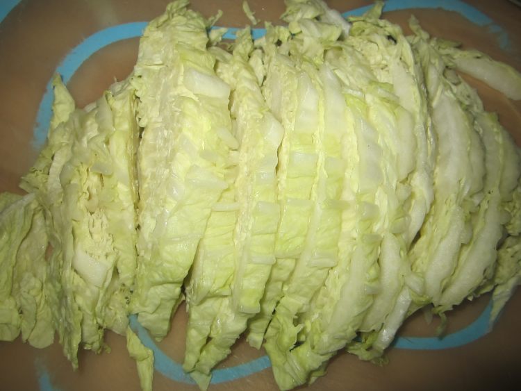 白菜鸡丝疙瘩汤步骤1