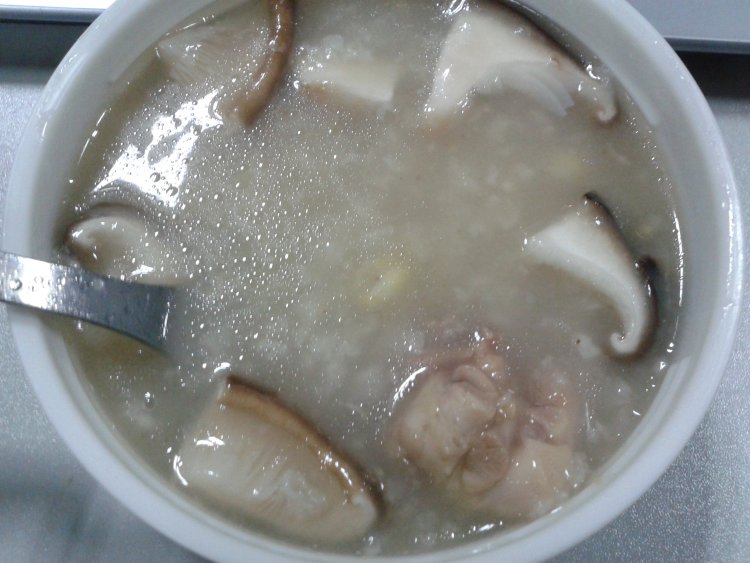 香菇鸡粥步骤8