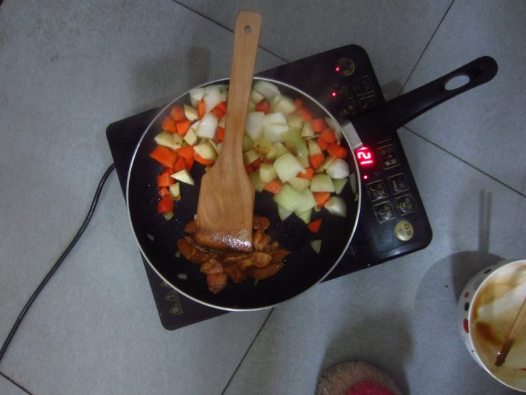 咖喱土豆鸡块步骤9