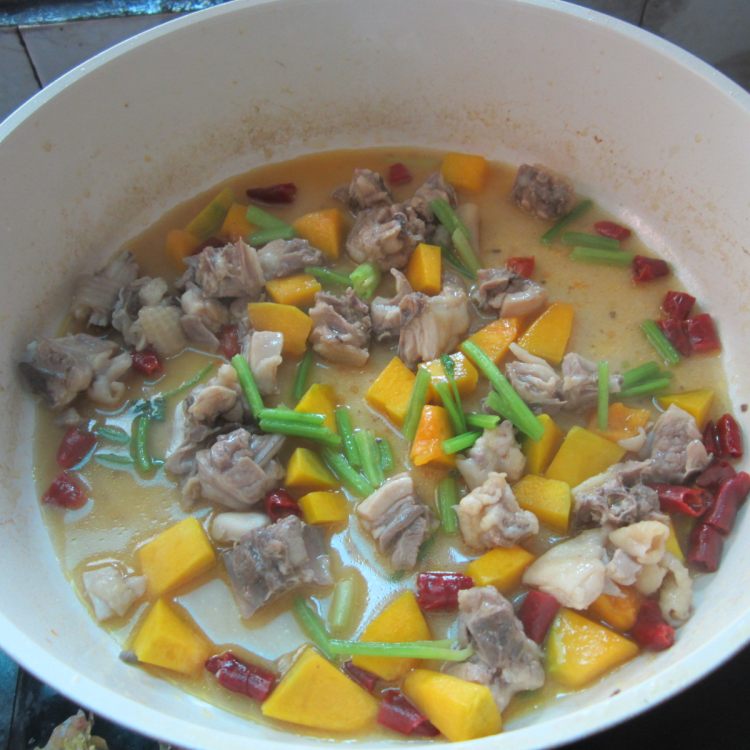 鸡肉南瓜丁步骤8