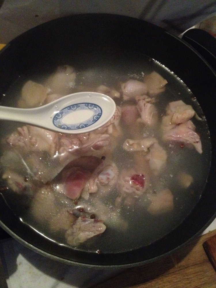 香菇鸡肉步骤3