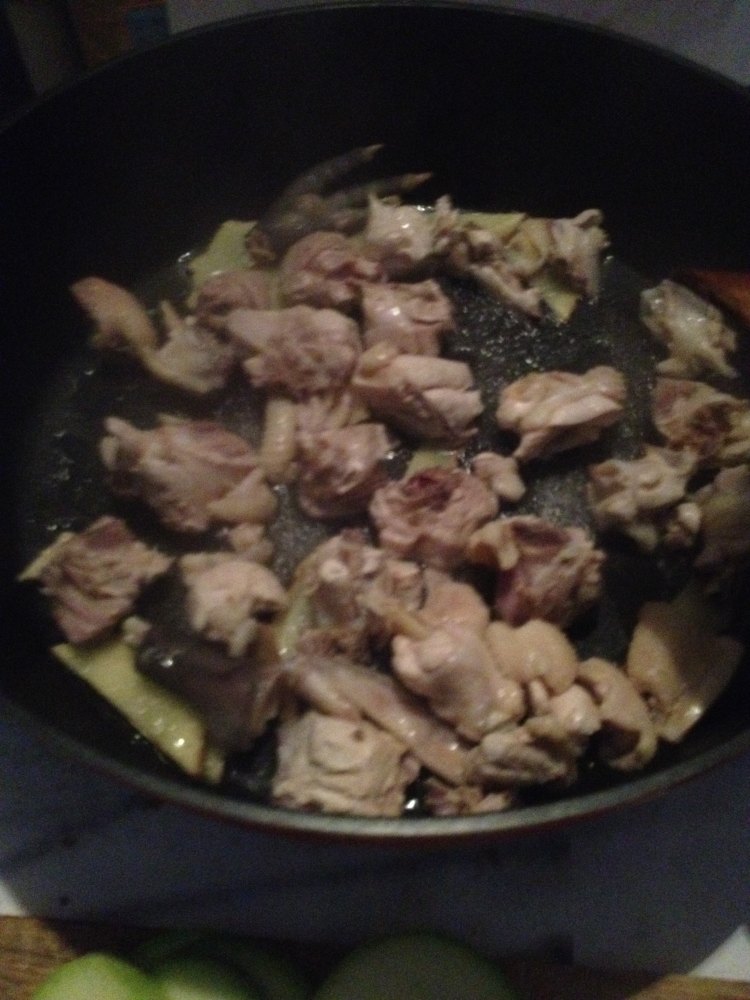 香菇鸡肉步骤6