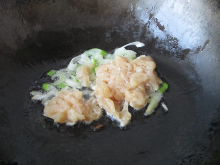 鸡肉浇汁蛋羹步骤9