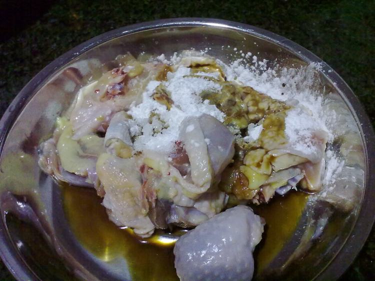 芋头焖鸡步骤5