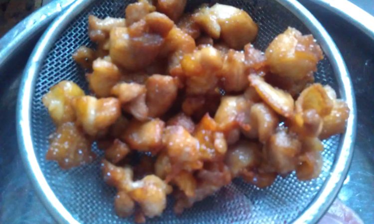 咸鱼鸡粒炒饭步骤4