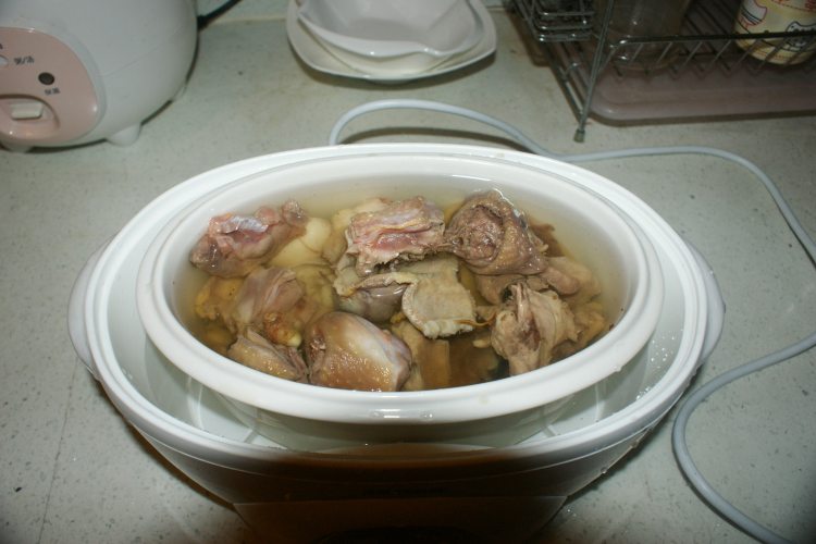 茶树菇墨鱼炖鸡步骤5