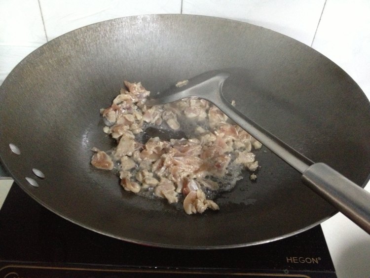 鸡丁杏鲍菇步骤3