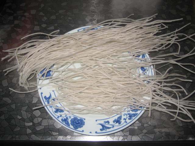 鸡肉炖粉条步骤2