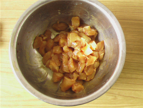小番茄炒鸡丁步骤3