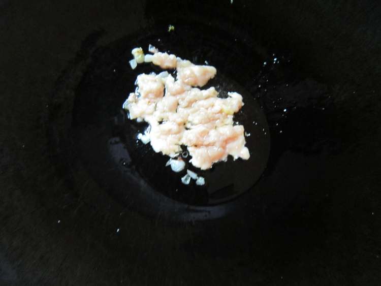 鸡茸鲜菇面步骤8