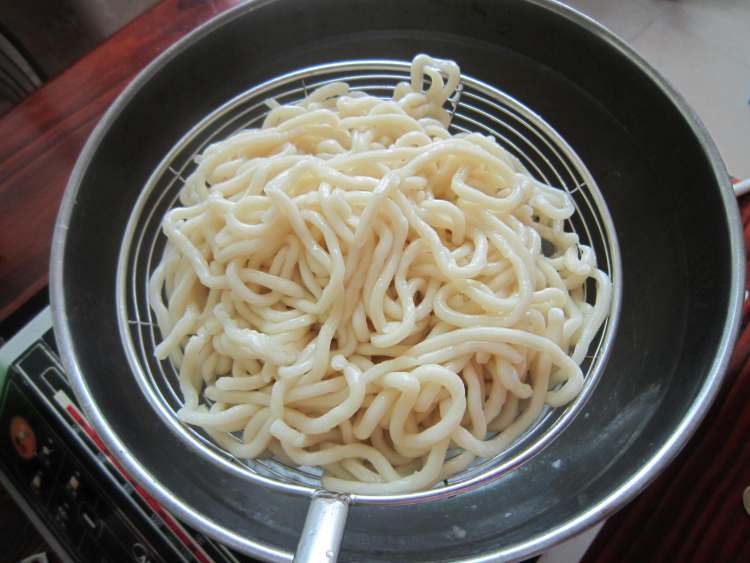 鸡茸鲜菇面步骤6
