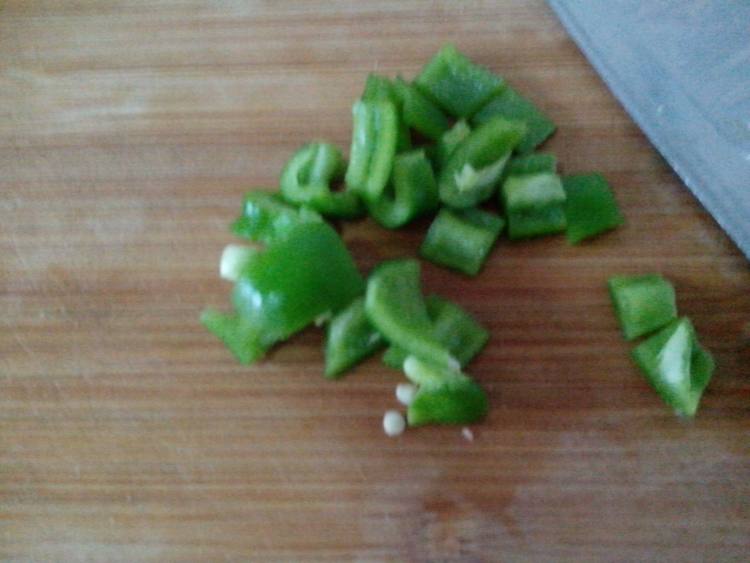鸡肉丁炒杏鲍菇步骤6