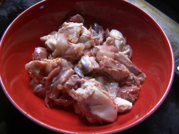红枣蒸鸡肉步骤3