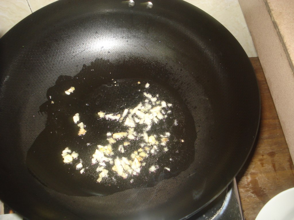 鸡肉炒西兰花步骤4