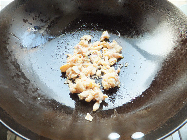 毛豆炒鸡丁步骤4
