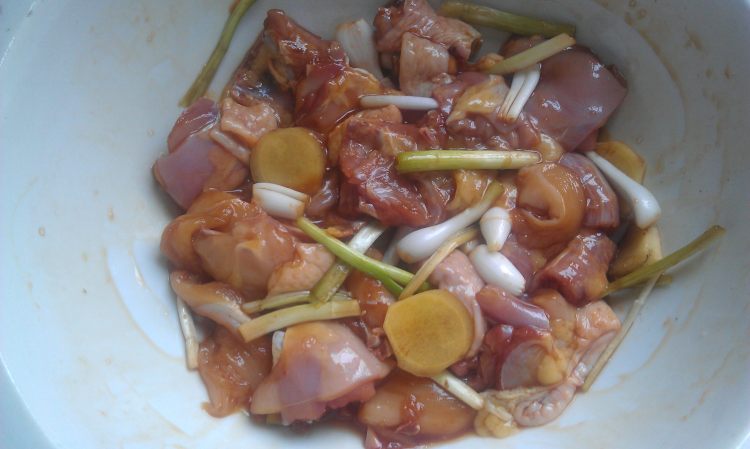 葱烧小鸡步骤4