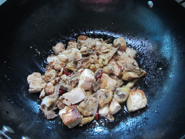 豆腐烧鸡步骤6