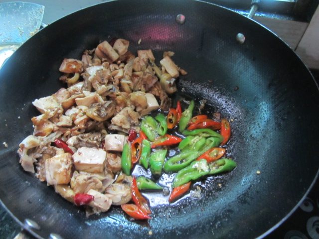 豆腐烧鸡步骤8