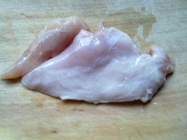 蘑菇鸡肉意面步骤1