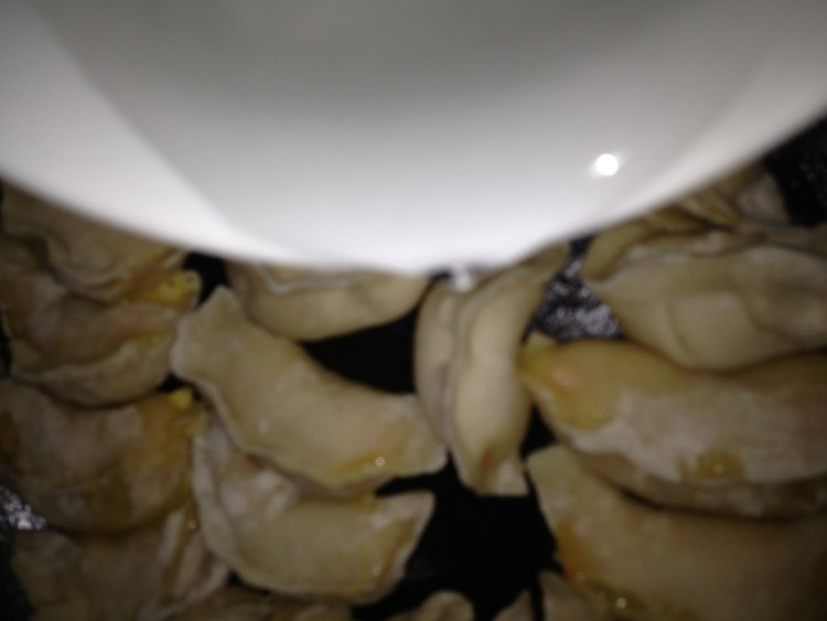 煎鸡蛋饺步骤7