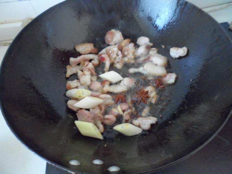 小鸡炖梅豆步骤4