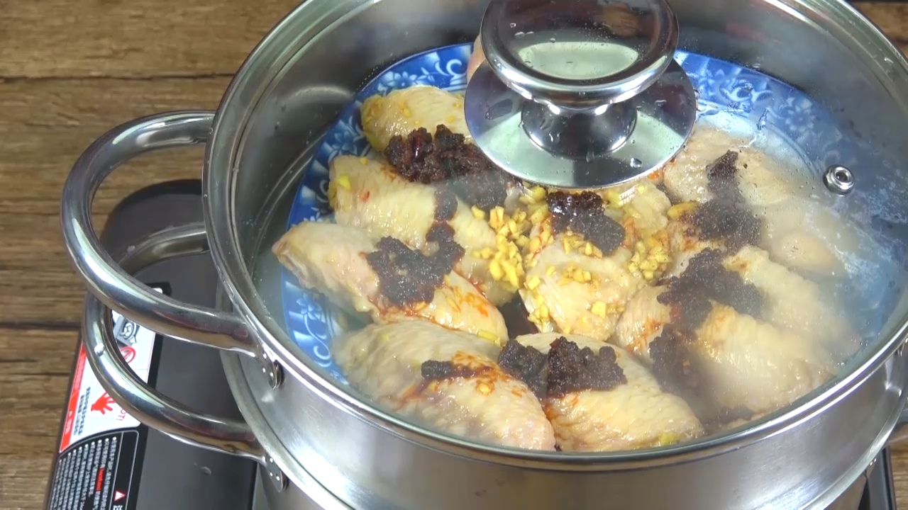 拌饭酱蒸鸡翅步骤5