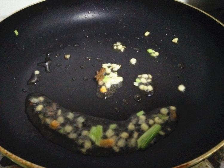 鸡翅糯米包饭步骤6