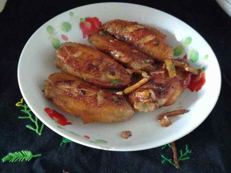 香煎鸡翅步骤5