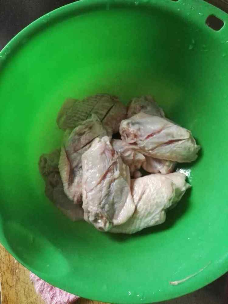 薄荷鸡翅步骤1