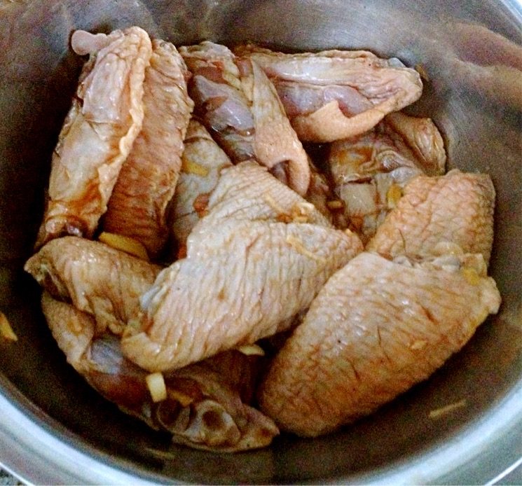 香酥鸡翅步骤4