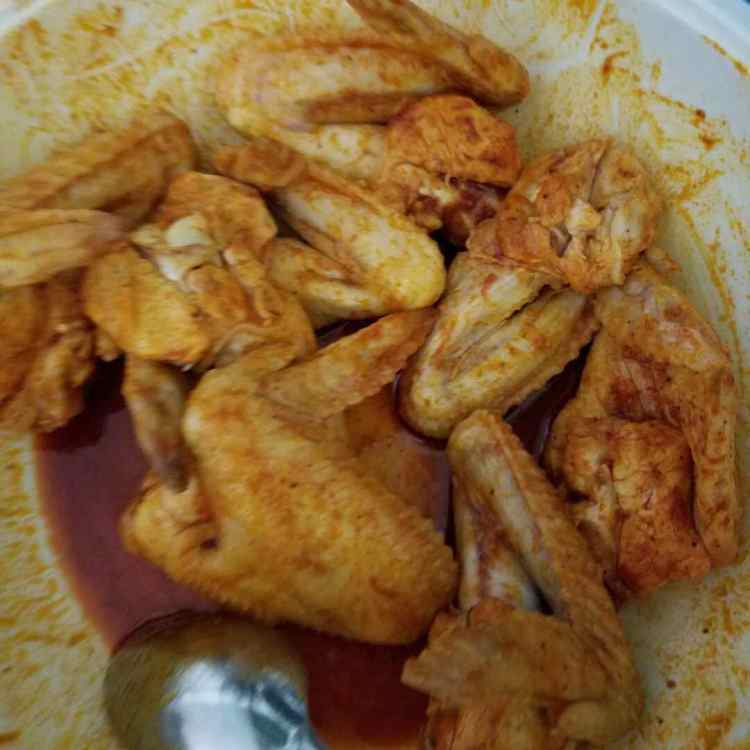 电饭煲版奥尔良鸡翅步骤2
