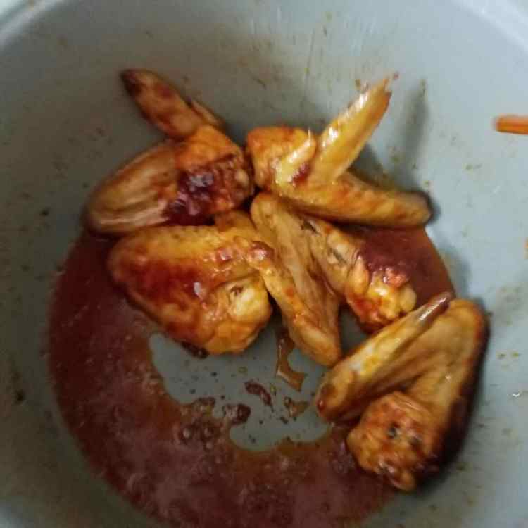 电饭煲版奥尔良鸡翅步骤5