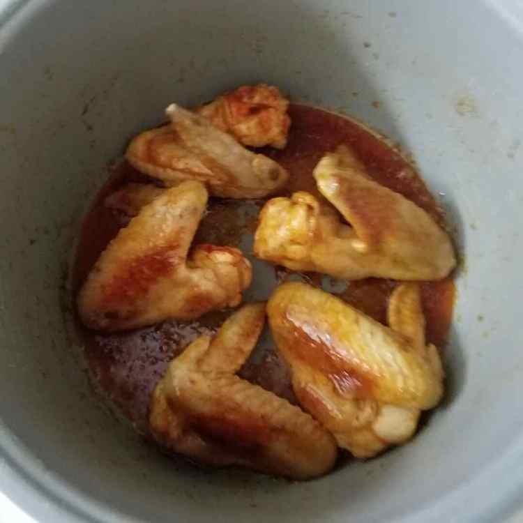 电饭煲版奥尔良鸡翅步骤6