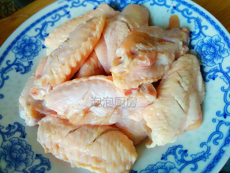 黑胡椒汁鸡翅步骤2
